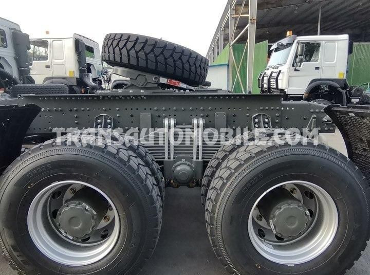 Sinotruk HOWO 6X6 ALL-WHEEL DRIVE - יחידת טרקטור: תמונה 5 Sinotruk HOWO 6X6 ALL-WHEEL DRIVE - יחידת טרקטור: תמונה 5
