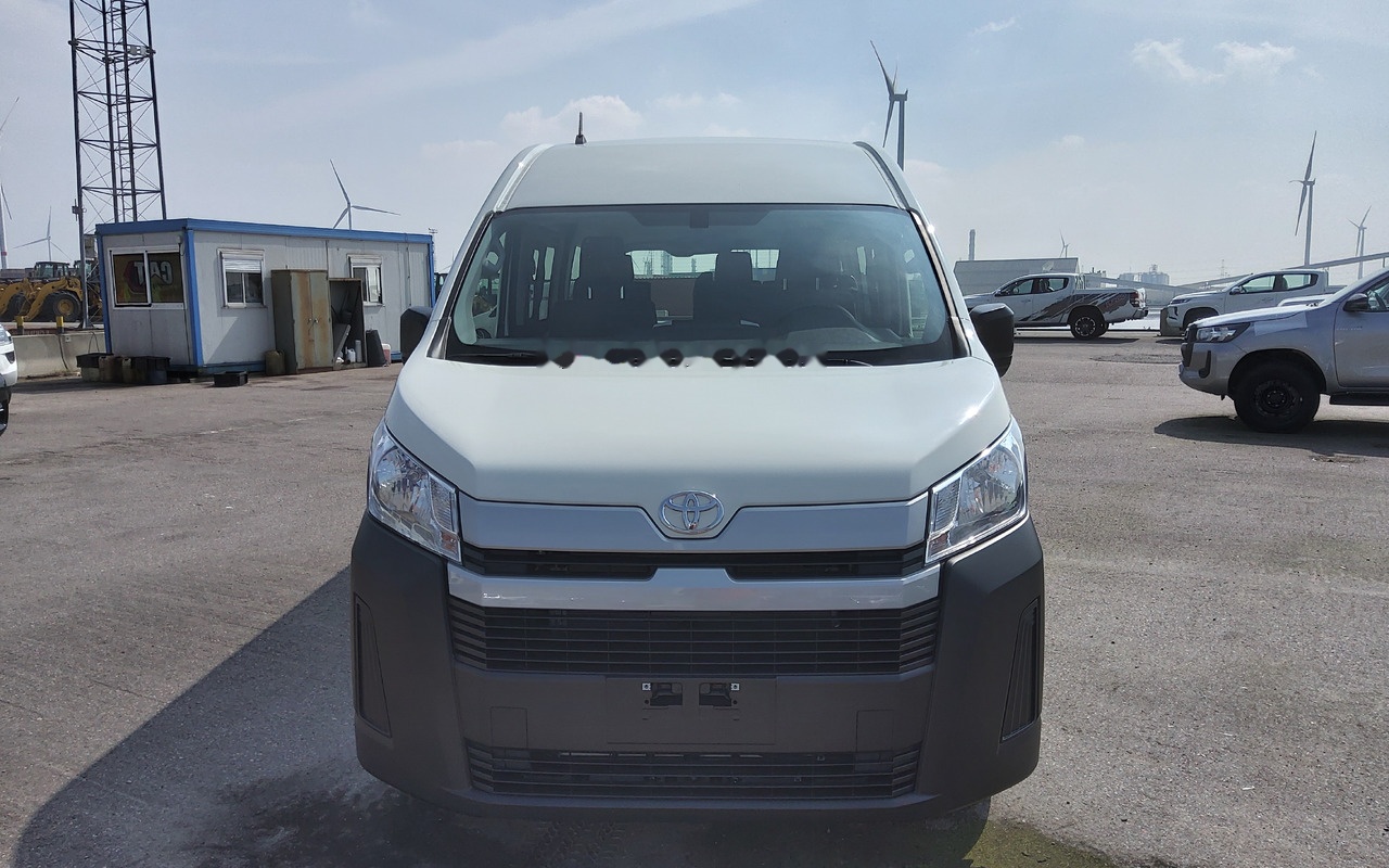 Toyota Hiace HIGH ROOF / TOIT HAUT 2.8L Diesel Manual base - מיניבוס, כלי רכב מסחרי לנוסעים: תמונה 5 Toyota Hiace HIGH ROOF / TOIT HAUT 2.8L Diesel Manual base - מיניבוס, כלי רכב מסחרי לנוסעים: תמונה 5