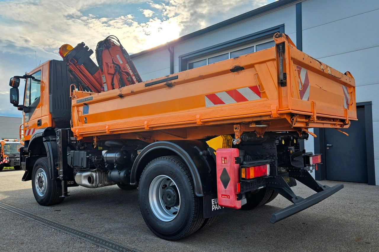 Iveco Trakker 190T33 4x4 Euro5 Kran Atlas Funk - מזהיר, משאית מנוף: תמונה 3 Iveco Trakker 190T33 4x4 Euro5 Kran Atlas Funk - מזהיר, משאית מנוף: תמונה 3