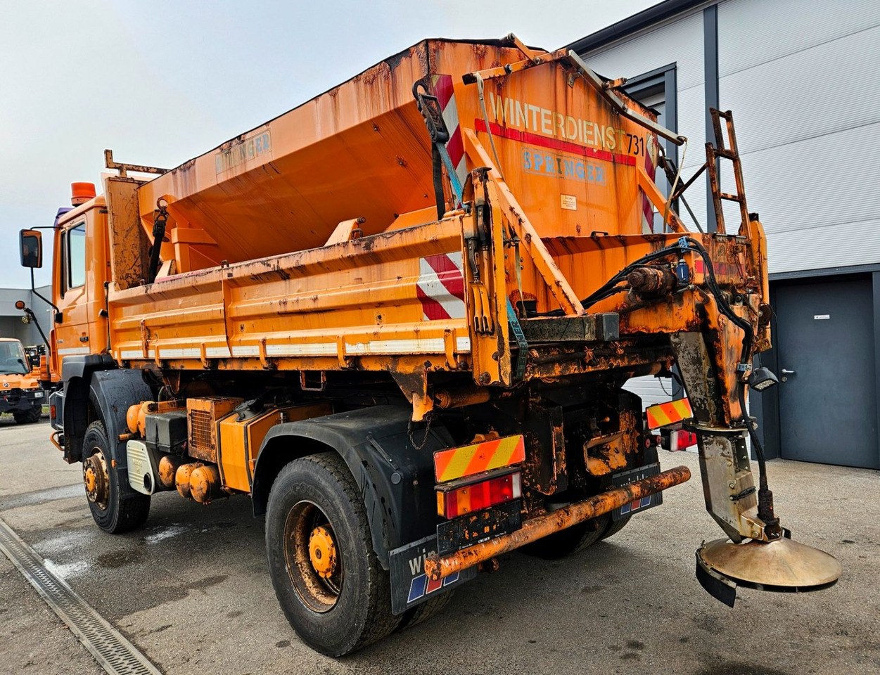 MAN FE 19.310 4x4 BL Winterdienst Band Streuer - מזהיר: תמונה 3 MAN FE 19.310 4x4 BL Winterdienst Band Streuer - מזהיר: תמונה 3