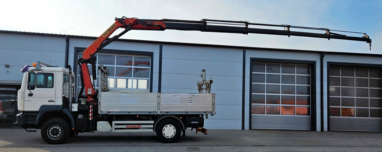 MAN FE310 A 4x4 Palfinger PK16502 Funk Kran - משאית מנוף: תמונה 2 MAN FE310 A 4x4 Palfinger PK16502 Funk Kran - משאית מנוף: תמונה 2