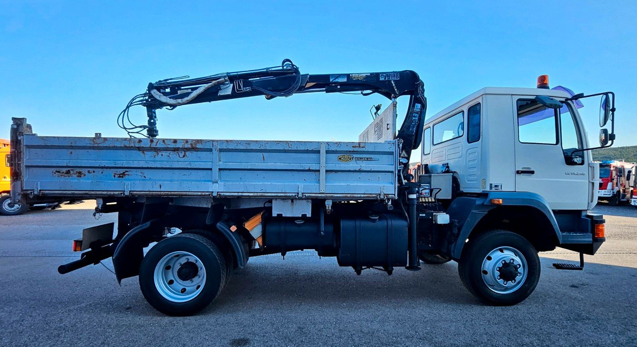 MAN LE 14.250 4x4 HIAB 077BS-2 Kran Greifer - מזהיר, משאית מנוף: תמונה 2 MAN LE 14.250 4x4 HIAB 077BS-2 Kran Greifer - מזהיר, משאית מנוף: תמונה 2