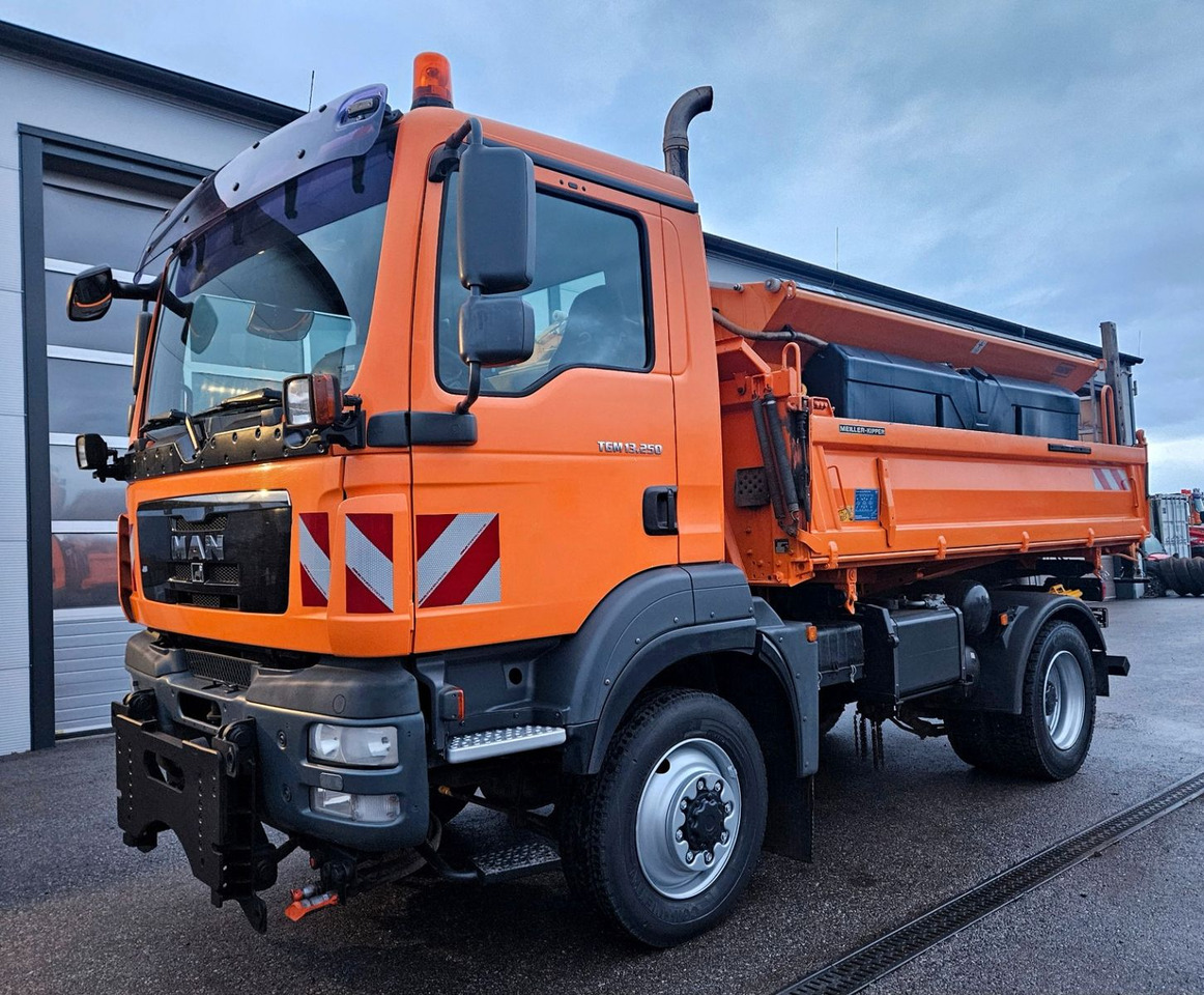 MAN TGM 13.250 4x4 Euro5 Winterdienst - מזהיר: תמונה 3 MAN TGM 13.250 4x4 Euro5 Winterdienst - מזהיר: תמונה 3