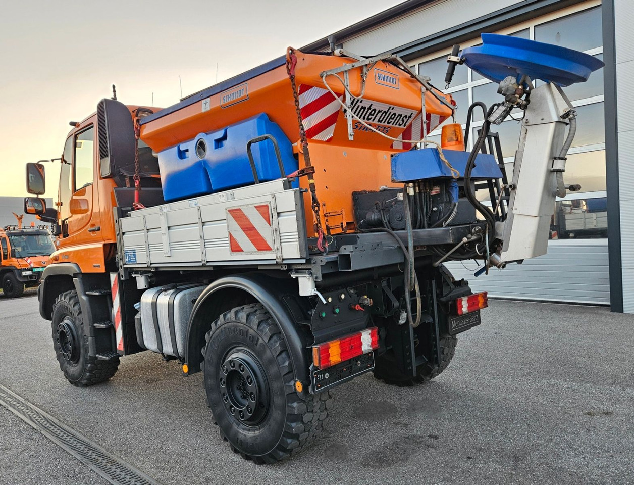 Unimog U400 6 Zylinder EAS 5960h - מזהיר: תמונה 3 Unimog U400 6 Zylinder EAS 5960h - מזהיר: תמונה 3