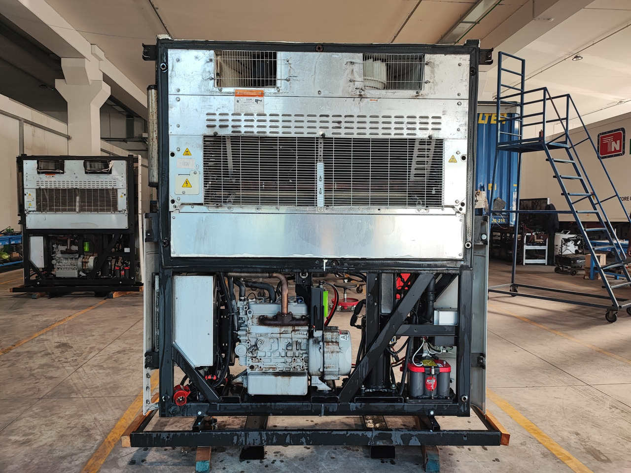 Motore Frigo Carrier Vector 1550 - יחידת מקרר: תמונה 2 Motore Frigo Carrier Vector 1550 - יחידת מקרר: תמונה 2