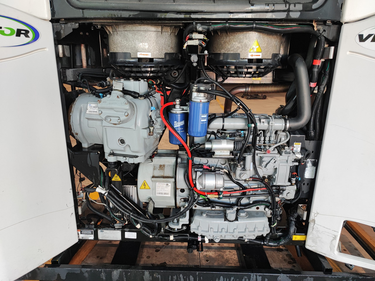 Motore Frigo Carrier Vector 1550 - יחידת מקרר: תמונה 2 Motore Frigo Carrier Vector 1550 - יחידת מקרר: תמונה 2