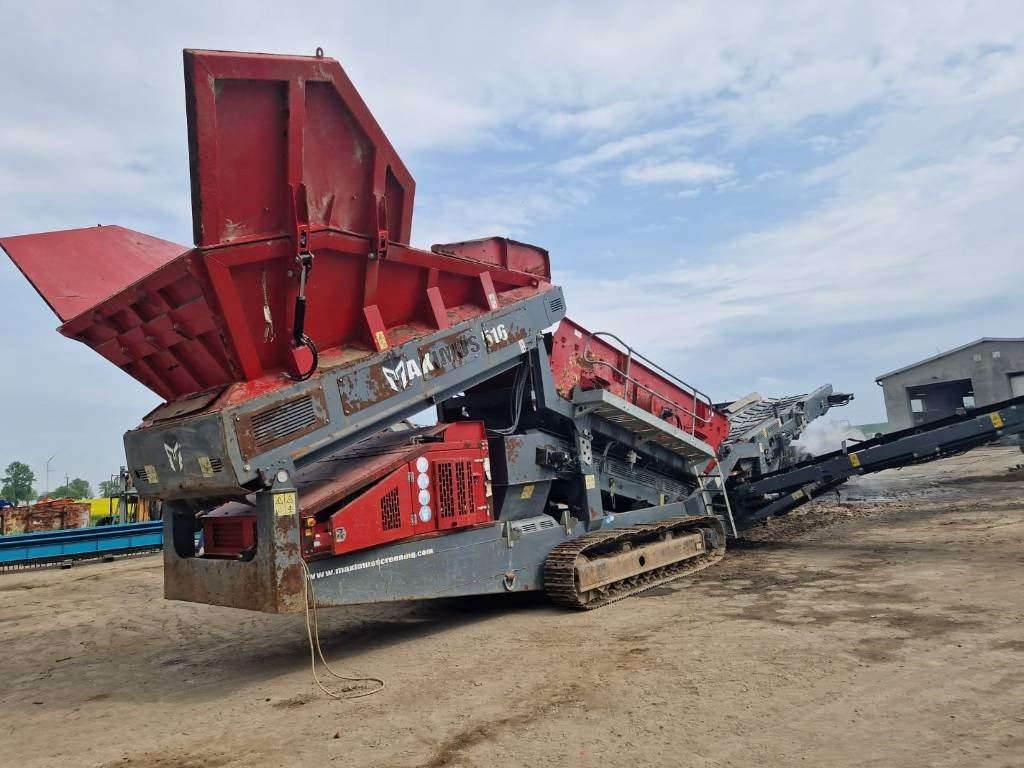 Maximus 516 Warrior - משקף: תמונה 1 Maximus 516 Warrior - משקף: תמונה 1