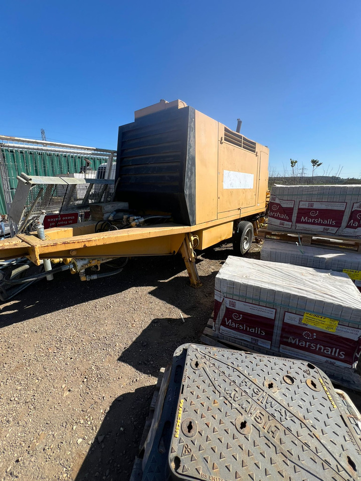 SCHWING STETTER BP 3500 - משאבת בטון נייחת: תמונה 1 SCHWING STETTER BP 3500 - משאבת בטון נייחת: תמונה 1