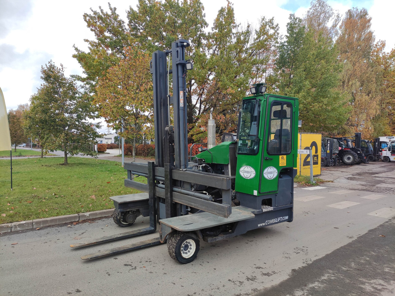 Combilift C4500 - מלגזת סולר: תמונה 1 Combilift C4500 - מלגזת סולר: תמונה 1