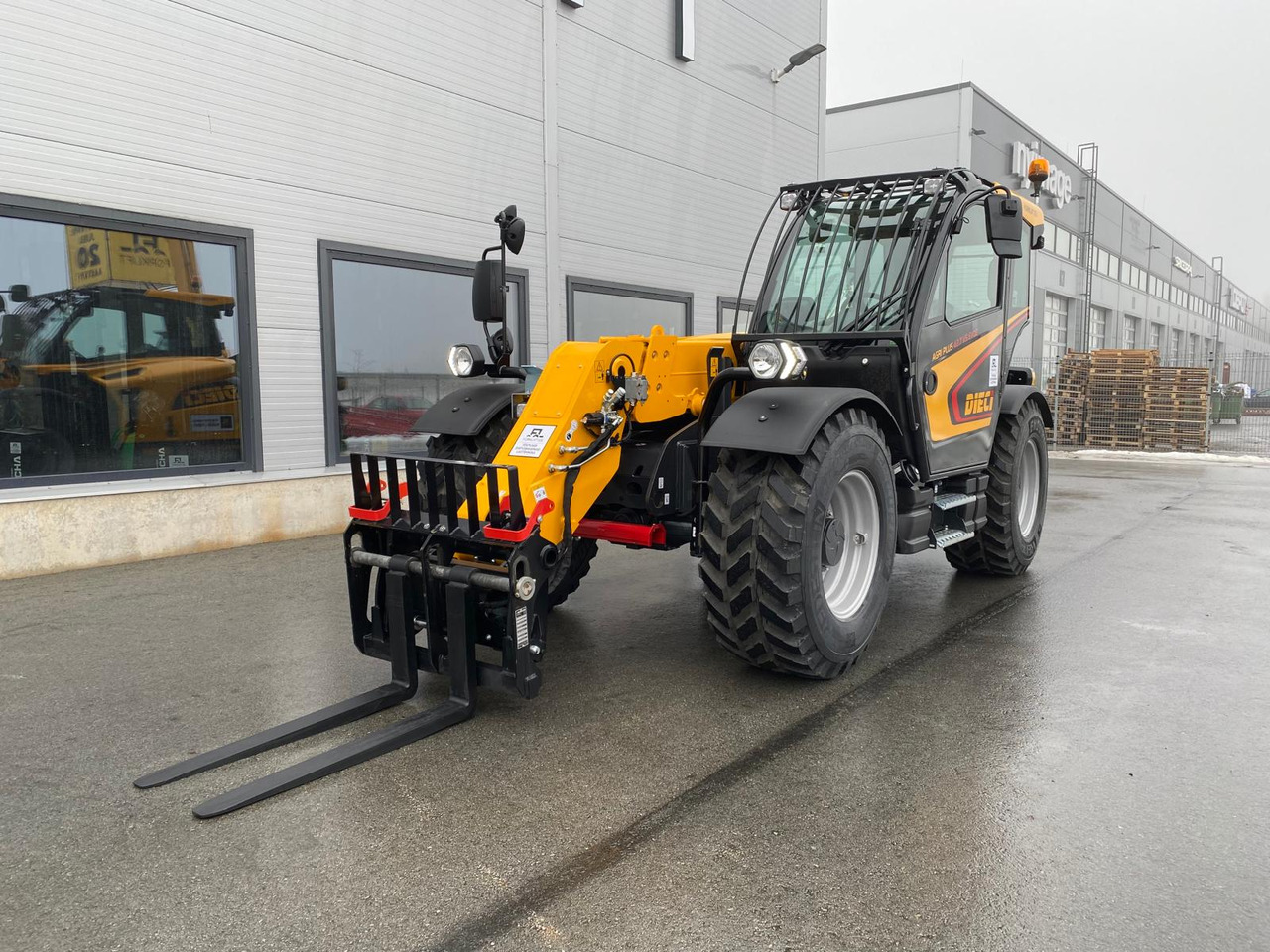 Dieci Agri Plus 42.7 VS EVO2 GD - מפעיל טלסקופי: תמונה 1 Dieci Agri Plus 42.7 VS EVO2 GD - מפעיל טלסקופי: תמונה 1
