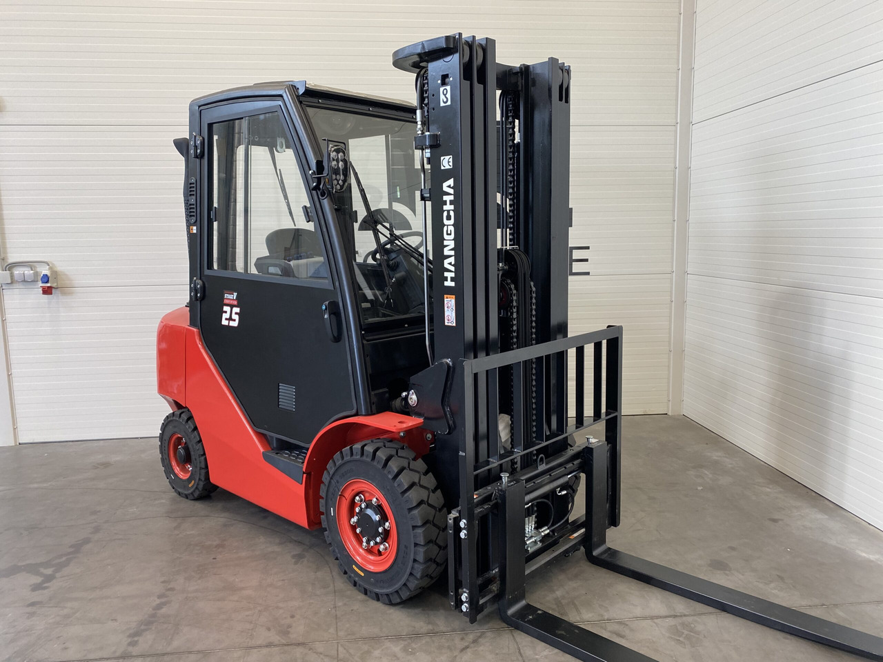 HC CPCD25-XW97F - מלגזת סולר: תמונה 4 HC CPCD25-XW97F - מלגזת סולר: תמונה 4