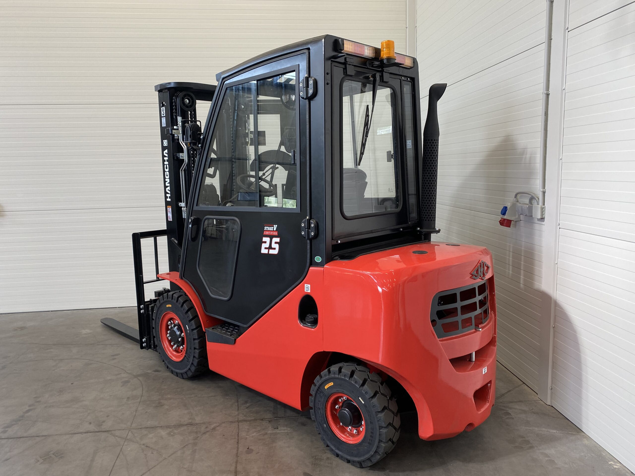HC CPCD25-XW97F - מלגזת סולר: תמונה 3 HC CPCD25-XW97F - מלגזת סולר: תמונה 3