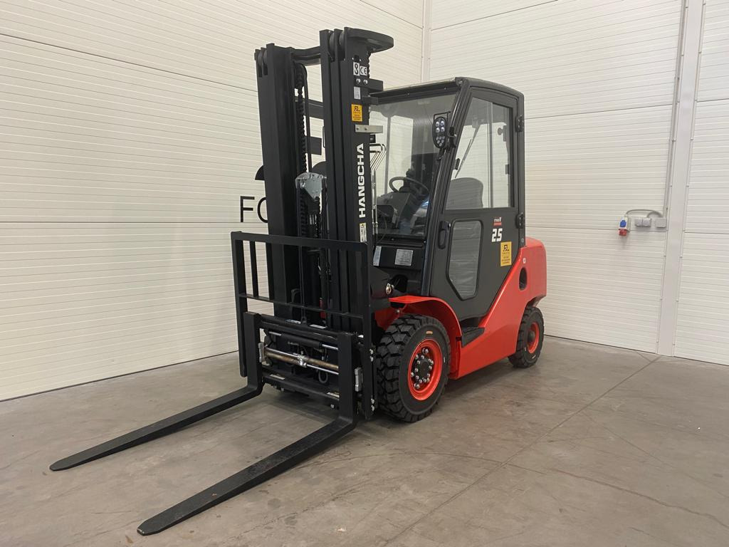 HC CPCD25-XW97F - מלגזת סולר: תמונה 1 HC CPCD25-XW97F - מלגזת סולר: תמונה 1