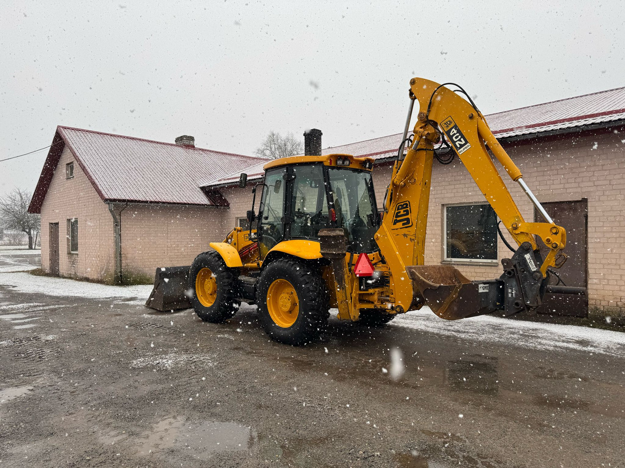 JCB 4CN - מחפרון: תמונה 3 JCB 4CN - מחפרון: תמונה 3