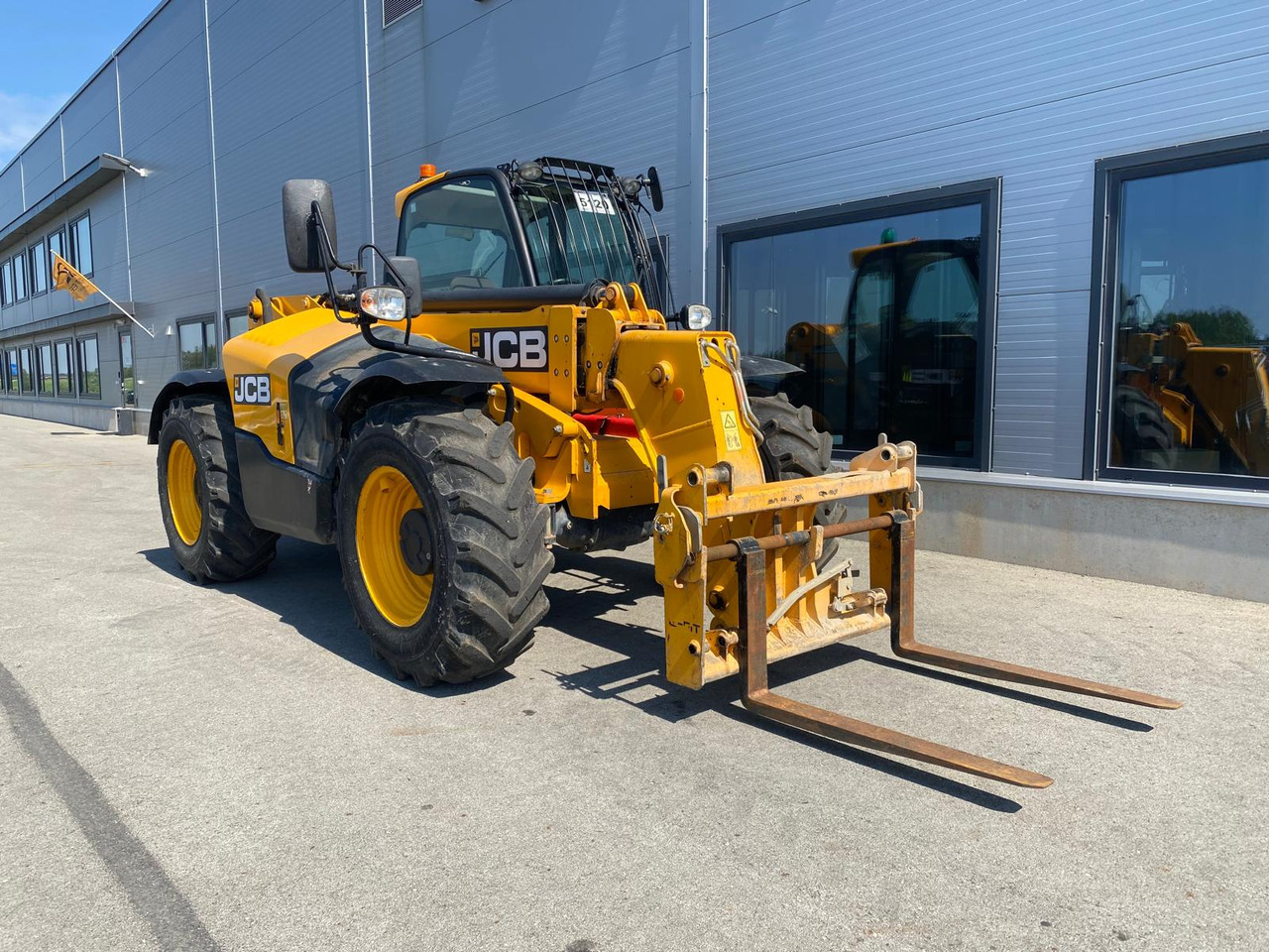 JCB 535-95 - מפעיל טלסקופי: תמונה 3 JCB 535-95 - מפעיל טלסקופי: תמונה 3
