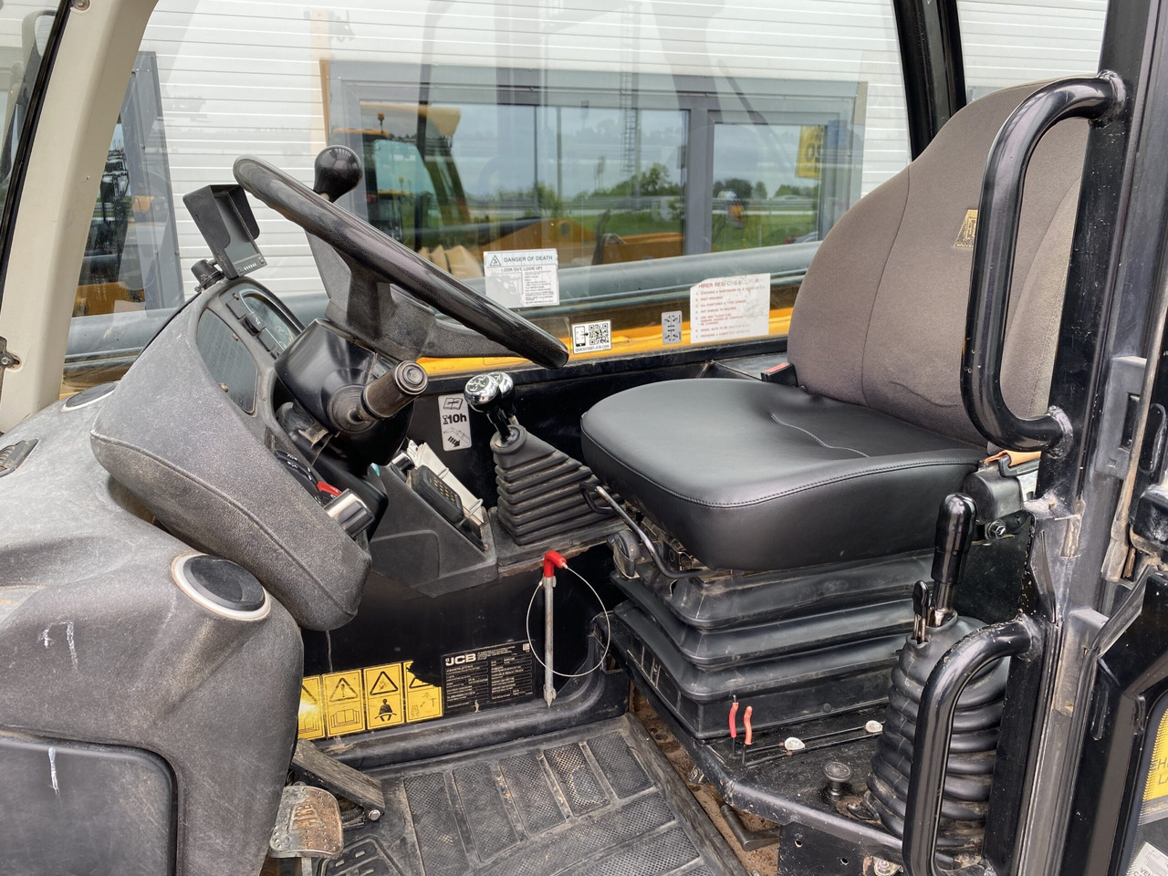 JCB 540-140 - מפעיל טלסקופי: תמונה 5 JCB 540-140 - מפעיל טלסקופי: תמונה 5