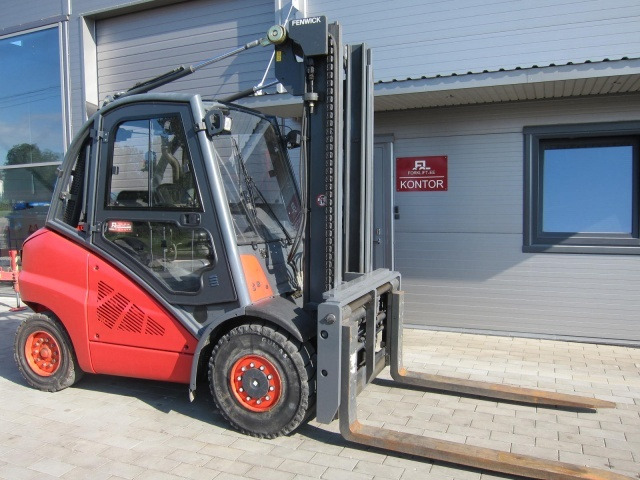 LINDE H50T – 394 - מלגזת LPG: תמונה 1 LINDE H50T – 394 - מלגזת LPG: תמונה 1