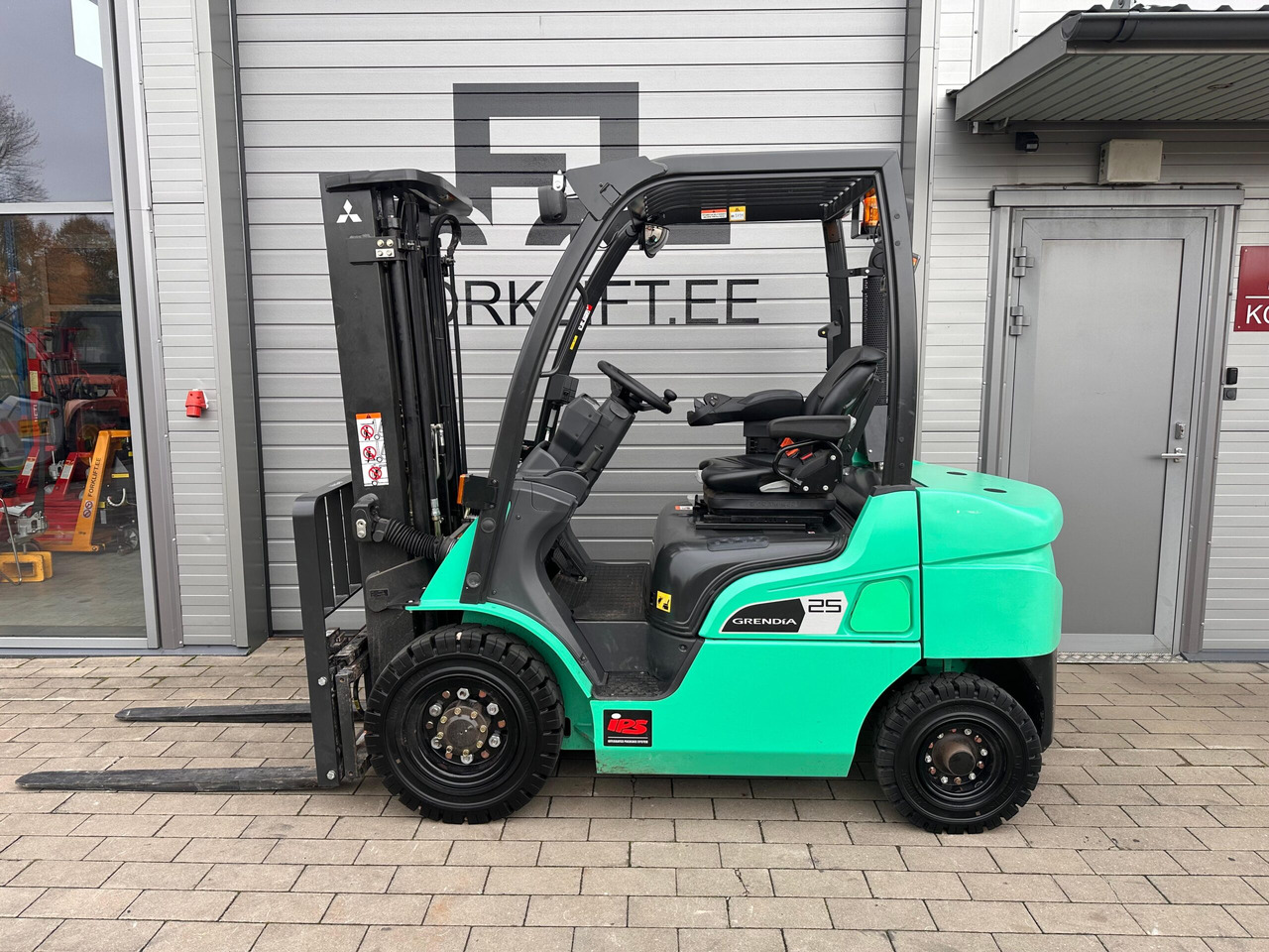 Mitsubishi FD25N3 - מלגזת סולר: תמונה 2 Mitsubishi FD25N3 - מלגזת סולר: תמונה 2