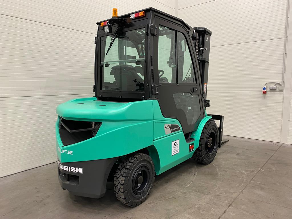 Mitsubishi FD35N3 - מלגזת סולר: תמונה 4 Mitsubishi FD35N3 - מלגזת סולר: תמונה 4