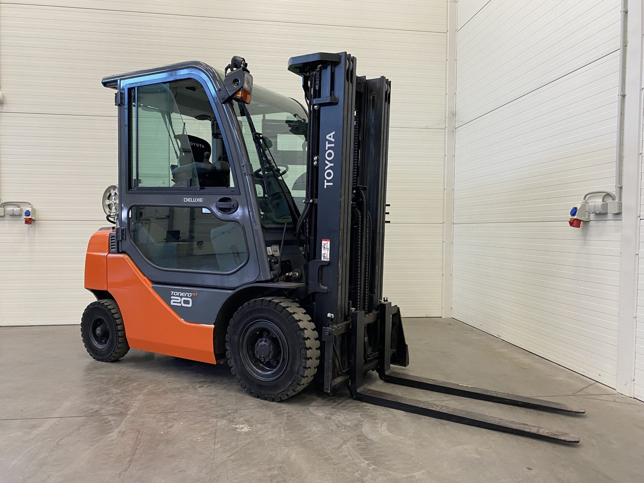 Toyota 06-8FG20F - מלגזת LPG: תמונה 3 Toyota 06-8FG20F - מלגזת LPG: תמונה 3