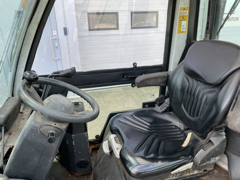UniCarriers Y1D1A18Q - מלגזת סולר: תמונה 5 UniCarriers Y1D1A18Q - מלגזת סולר: תמונה 5