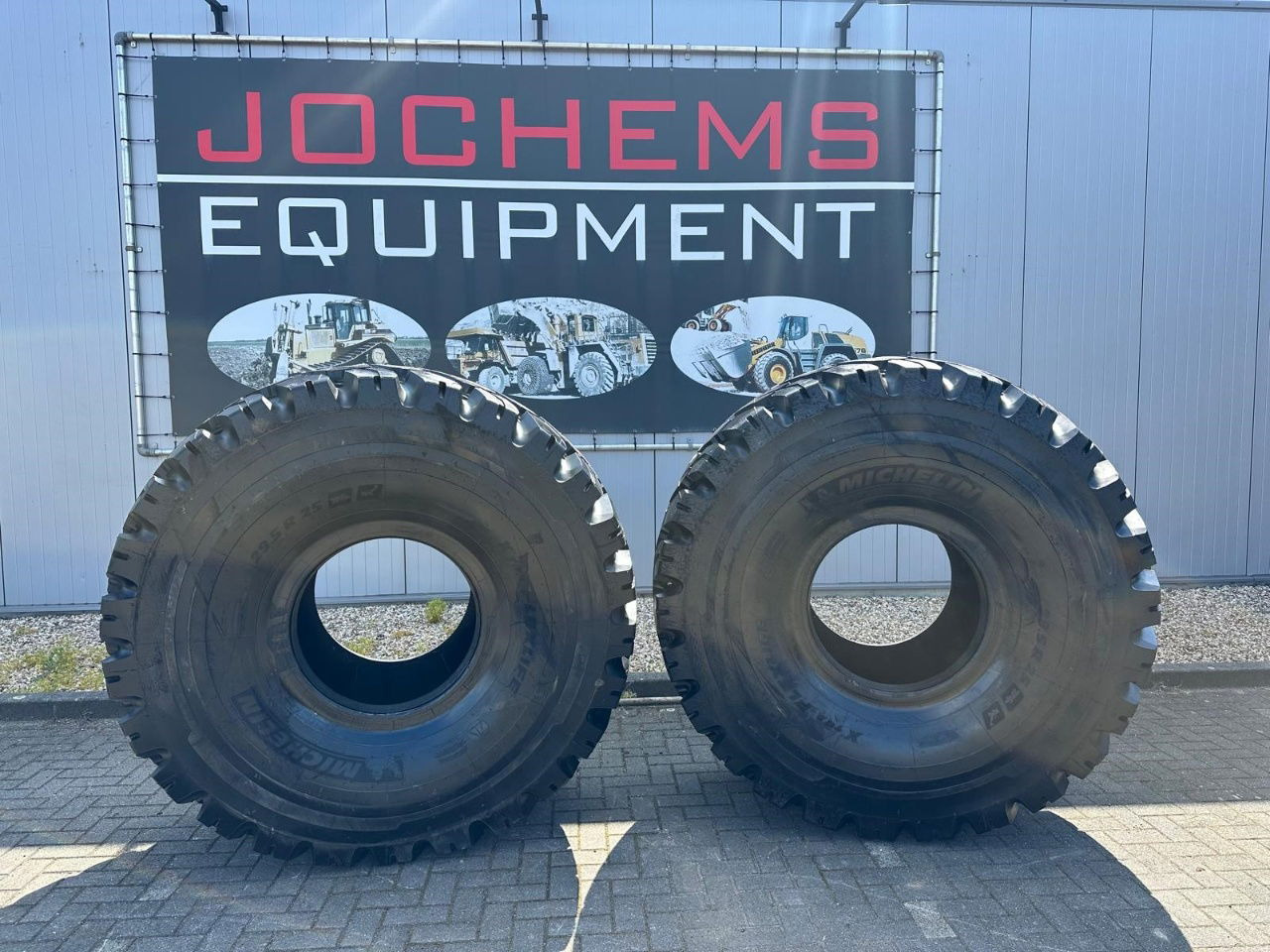 Michelin 29.5R25 Banden tyres - צמיג: תמונה 1 Michelin 29.5R25 Banden tyres - צמיג: תמונה 1