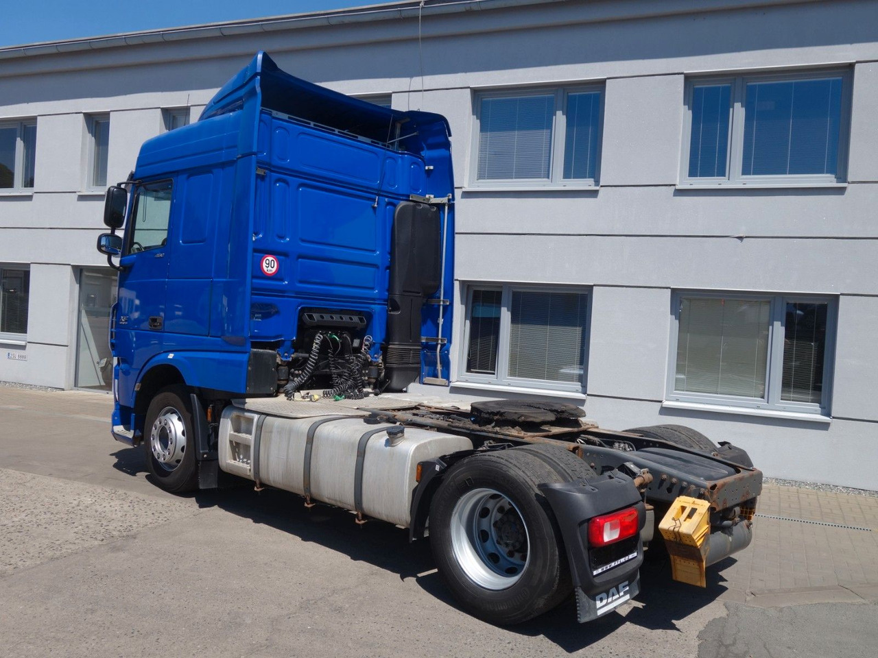DAF XF 460 SC Standard, Nur 461.000 km !! - יחידת טרקטור: תמונה 4 DAF XF 460 SC Standard, Nur 461.000 km !! - יחידת טרקטור: תמונה 4
