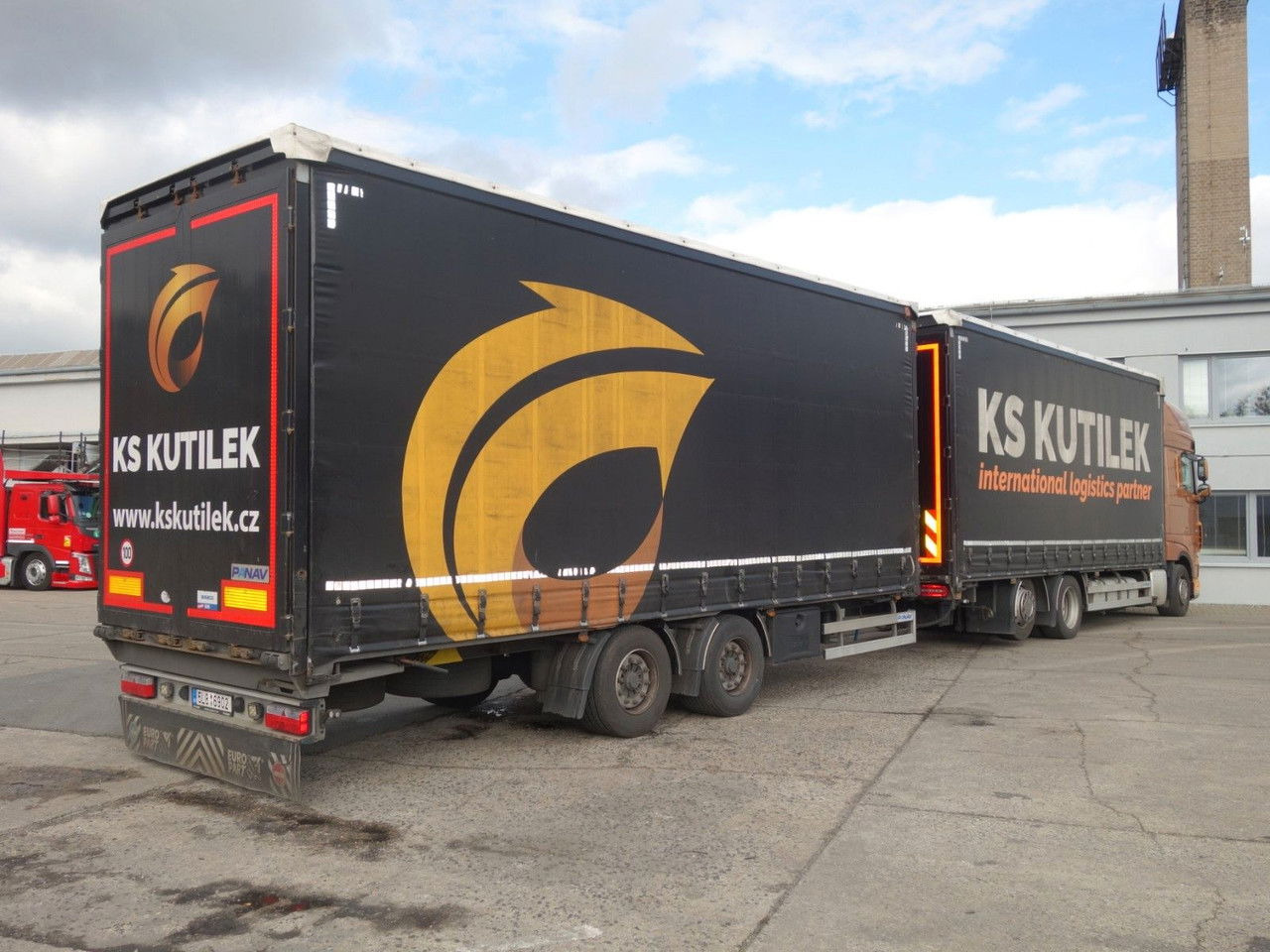 DAF XF 480 SSC, 120 cbm, Durchfahren - משאית וילונות צד: תמונה 3 DAF XF 480 SSC, 120 cbm, Durchfahren - משאית וילונות צד: תמונה 3