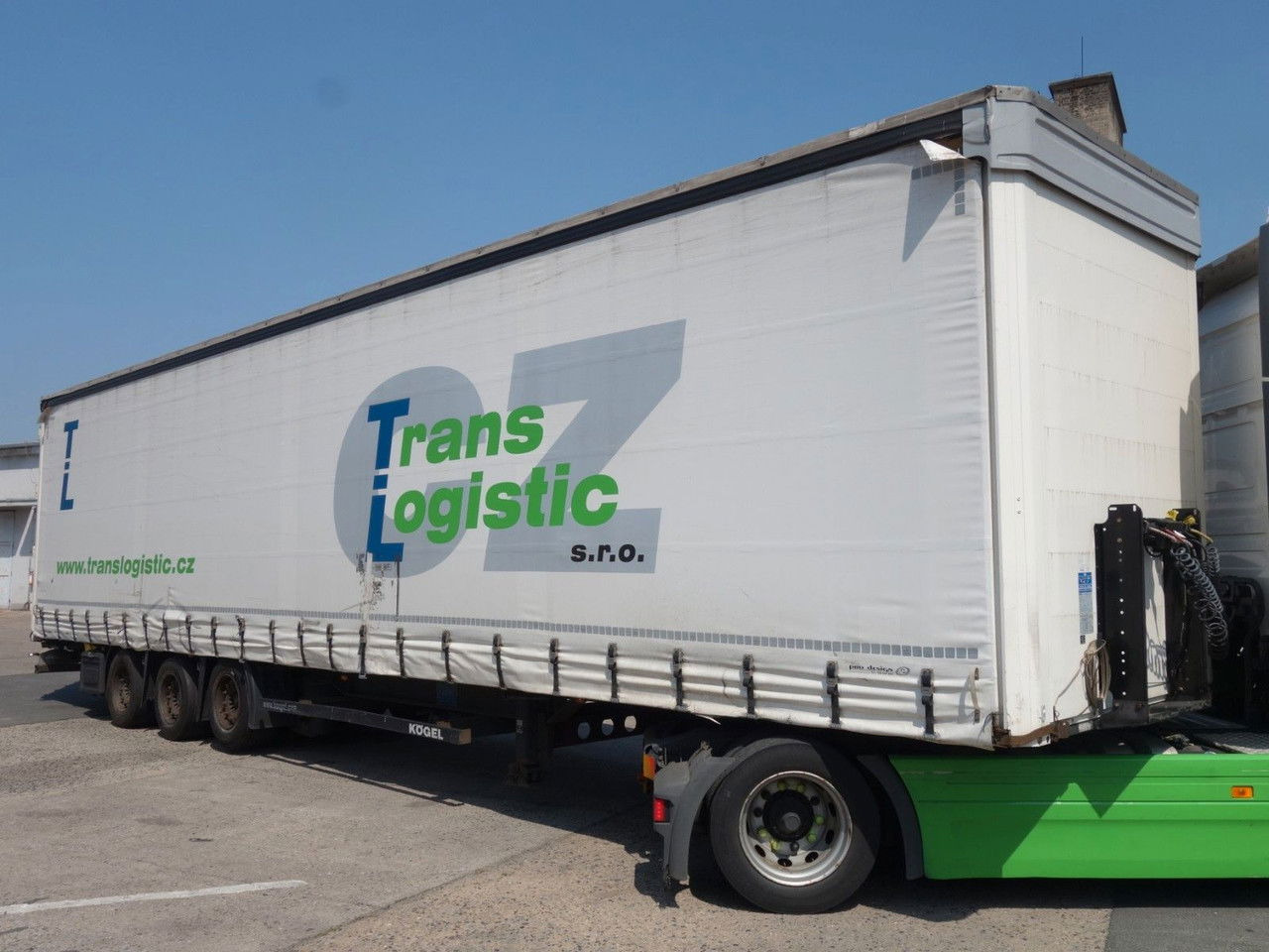 Diversen SN24 Mega, Liftachse, SAF Achsen Koegel SN24 Mega, Liftachse, SAF Achsen - סמיטריילר עם וילונות צד: תמונה 3 Diversen SN24 Mega, Liftachse, SAF Achsen Koegel SN24 Mega, Liftachse, SAF Achsen - סמיטריילר עם וילונות צד: תמונה 3