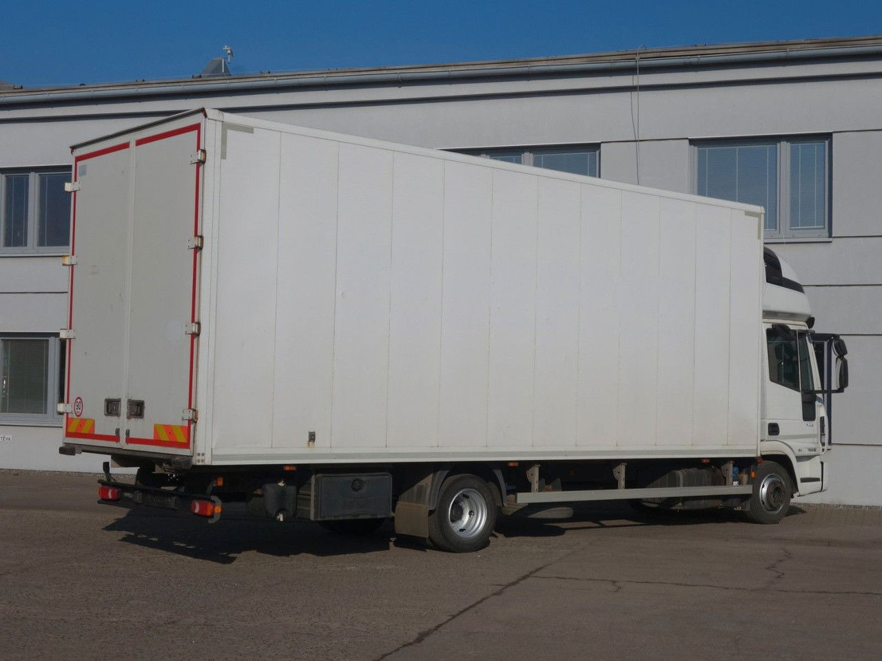 Iveco EuroCargo 75 75E19, 18 Palleten - משאית תיבה: תמונה 5 Iveco EuroCargo 75 75E19, 18 Palleten - משאית תיבה: תמונה 5