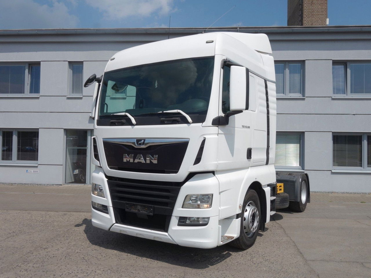 MAN TGX 18.500 XLX E6 Standard - יחידת טרקטור: תמונה 1 MAN TGX 18.500 XLX E6 Standard - יחידת טרקטור: תמונה 1
