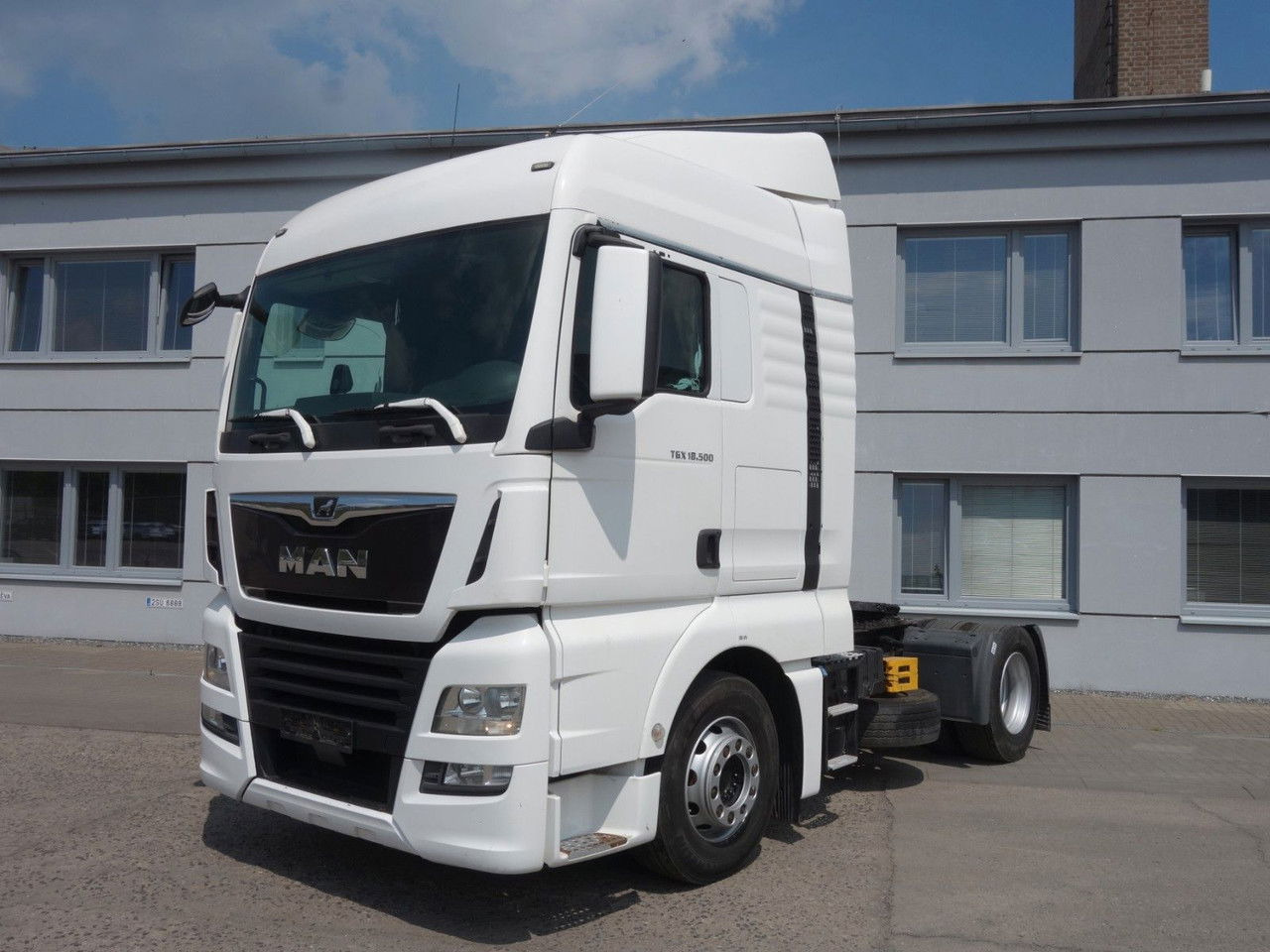 MAN TGX 18.500 XLX E6 Standard - יחידת טרקטור: תמונה 2 MAN TGX 18.500 XLX E6 Standard - יחידת טרקטור: תמונה 2