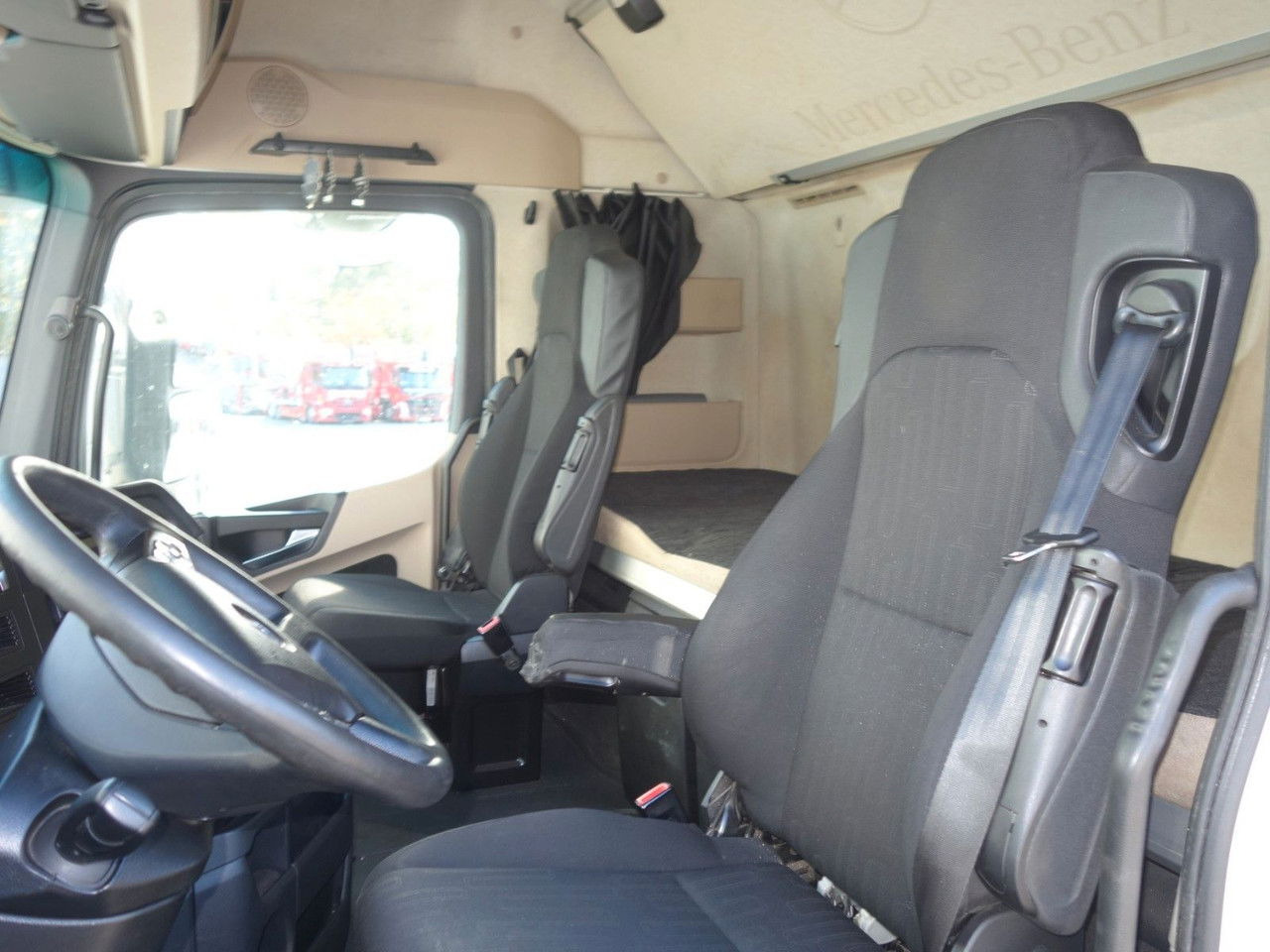 Mercedes-Benz Actros 1845 LS, Standard, Standklimaanlage - יחידת טרקטור: תמונה 5 Mercedes-Benz Actros 1845 LS, Standard, Standklimaanlage - יחידת טרקטור: תמונה 5