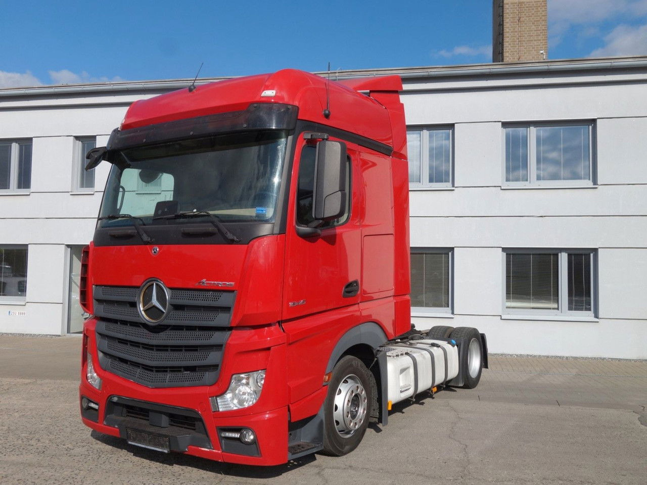 Mercedes-Benz Actros 1845 Lsnrl, Lowdeck, Standklima - יחידת טרקטור: תמונה 1 Mercedes-Benz Actros 1845 Lsnrl, Lowdeck, Standklima - יחידת טרקטור: תמונה 1