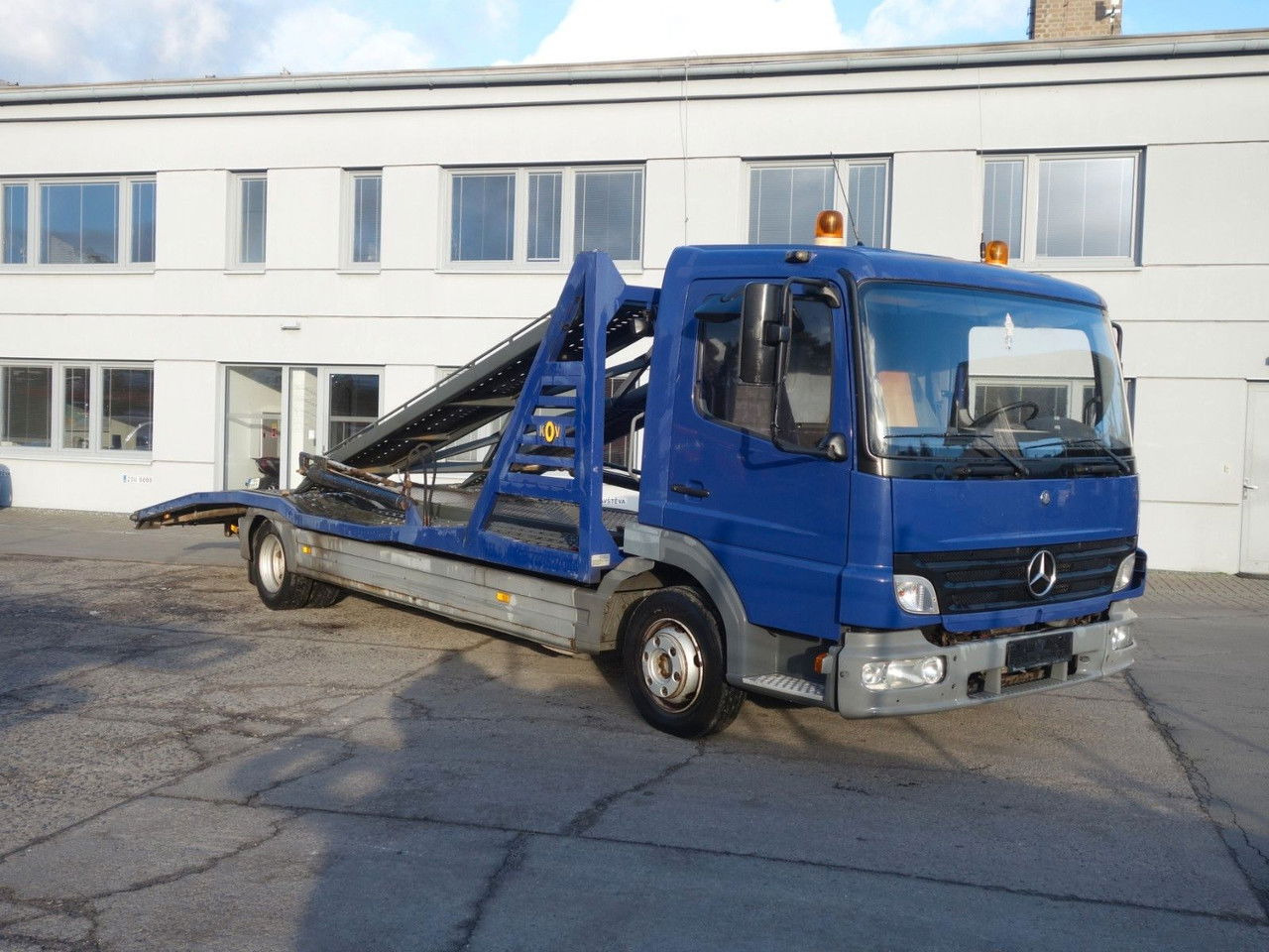 Mercedes-Benz Atego 815 für 2 PKW - משאית הובלה אוטומטית: תמונה 4 Mercedes-Benz Atego 815 für 2 PKW - משאית הובלה אוטומטית: תמונה 4