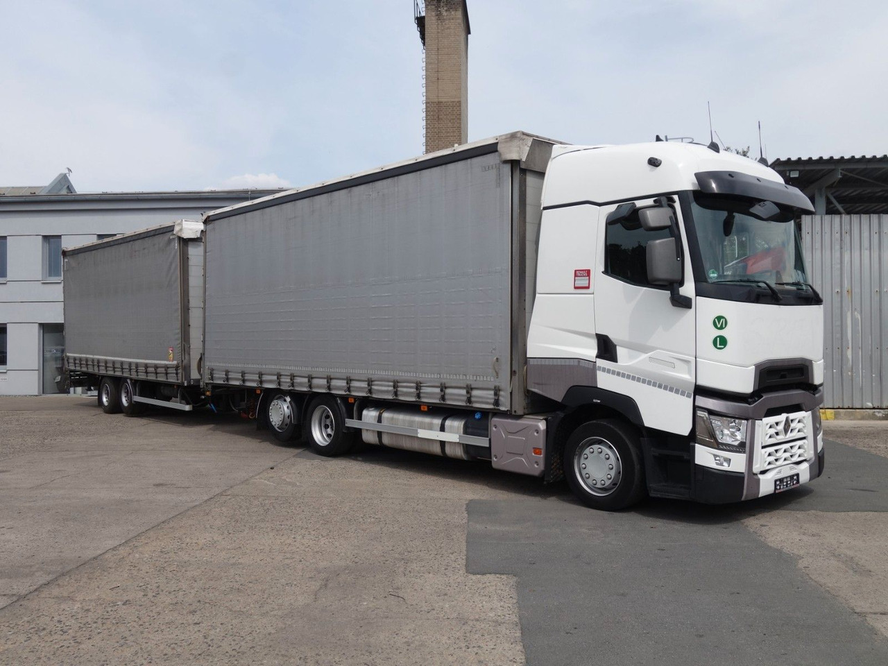 Renault T520 6x2 + trailer, 120m3, 2x Liftachse - משאית וילונות צד: תמונה 2 Renault T520 6x2 + trailer, 120m3, 2x Liftachse - משאית וילונות צד: תמונה 2