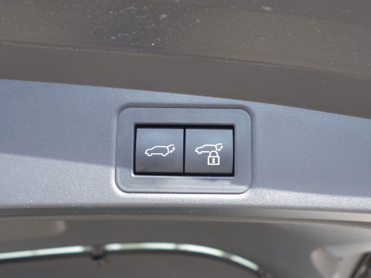 הַחכָּרָה  Toyota Corolla Touring 2,0 Hybrid GR Sport Toyota Corolla Touring 2,0 Hybrid GR Sport: תמונה 8