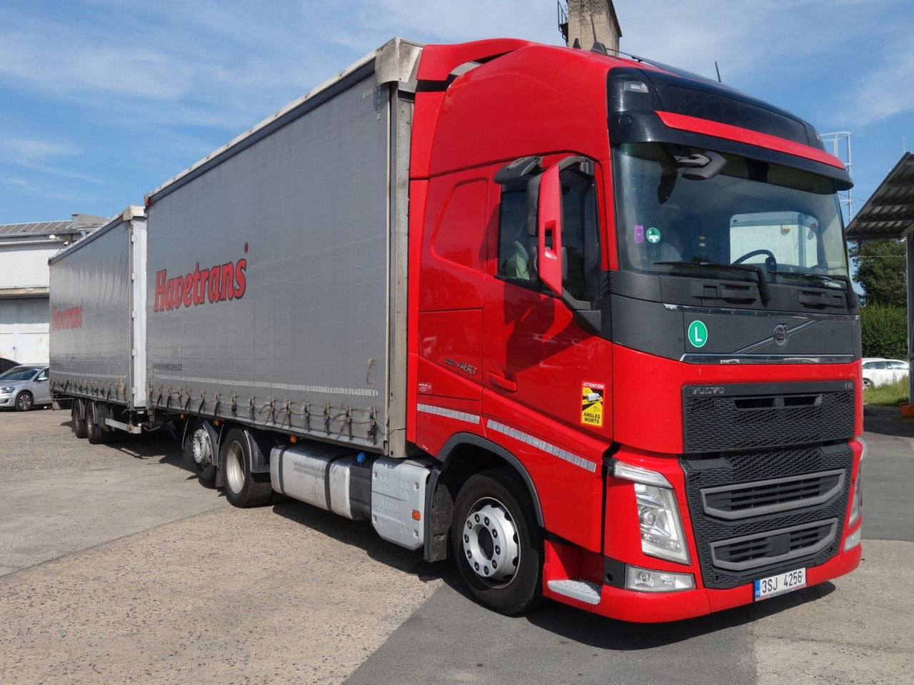 Volvo FH 460 XL 6x2, 120 cbm, Durchfahren - משאית וילונות צד: תמונה 2 Volvo FH 460 XL 6x2, 120 cbm, Durchfahren - משאית וילונות צד: תמונה 2