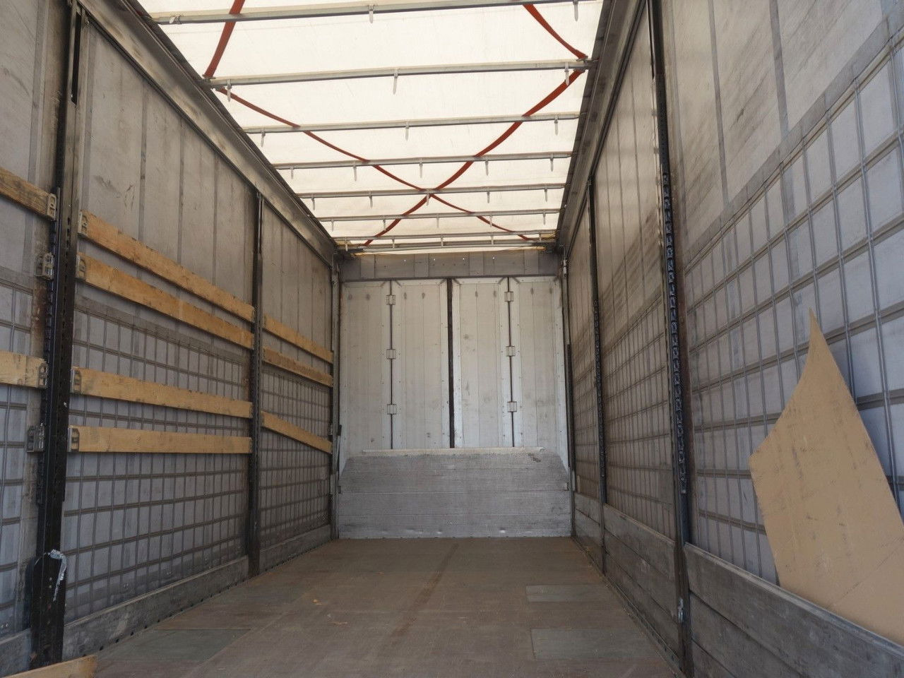 Volvo FH 460 XL 6x2, 120 cbm, Durchfahren - משאית וילונות צד: תמונה 5 Volvo FH 460 XL 6x2, 120 cbm, Durchfahren - משאית וילונות צד: תמונה 5