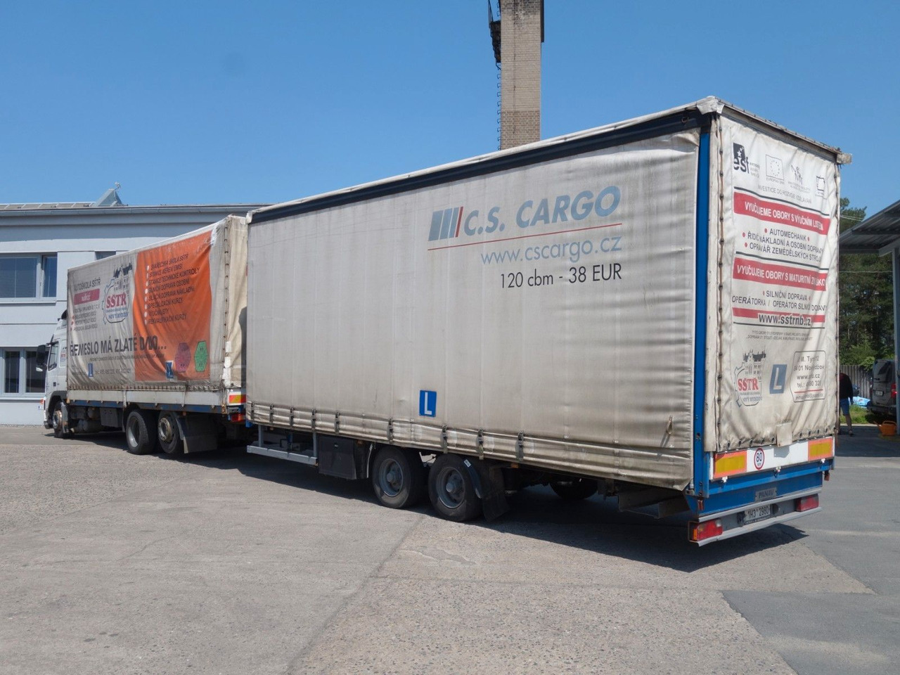 Volvo FM 380 6x2 + Panav Anhänger - משאית וילונות צד: תמונה 4 Volvo FM 380 6x2 + Panav Anhänger - משאית וילונות צד: תמונה 4