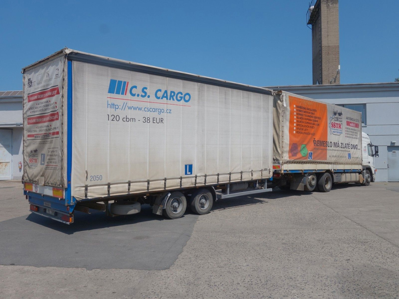 Volvo FM 380 6x2 + Panav Anhänger - משאית וילונות צד: תמונה 5 Volvo FM 380 6x2 + Panav Anhänger - משאית וילונות צד: תמונה 5