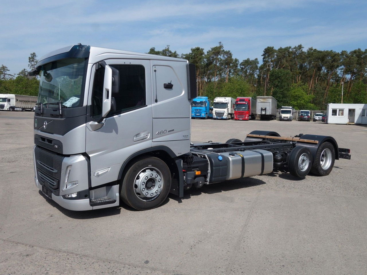 Volvo FM 460 FM13 6x2 Neue RTO , Kassbohrer, Rolfo, Rimo - משאית עם שלדת תא: תמונה 2 Volvo FM 460 FM13 6x2 Neue RTO , Kassbohrer, Rolfo, Rimo - משאית עם שלדת תא: תמונה 2