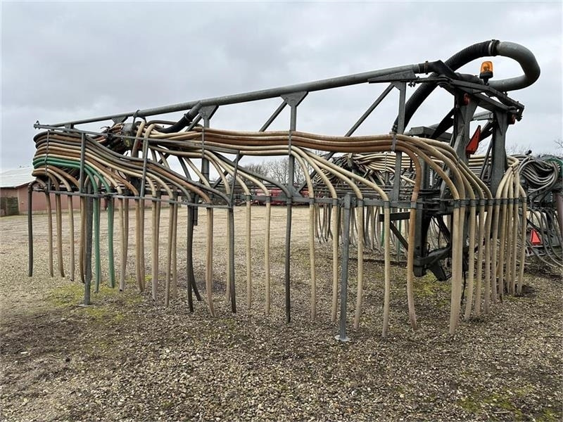 AP 24mtr slæbeslangebom m/2 fordeler - מכל תערובת: תמונה 1 AP 24mtr slæbeslangebom m/2 fordeler - מכל תערובת: תמונה 1