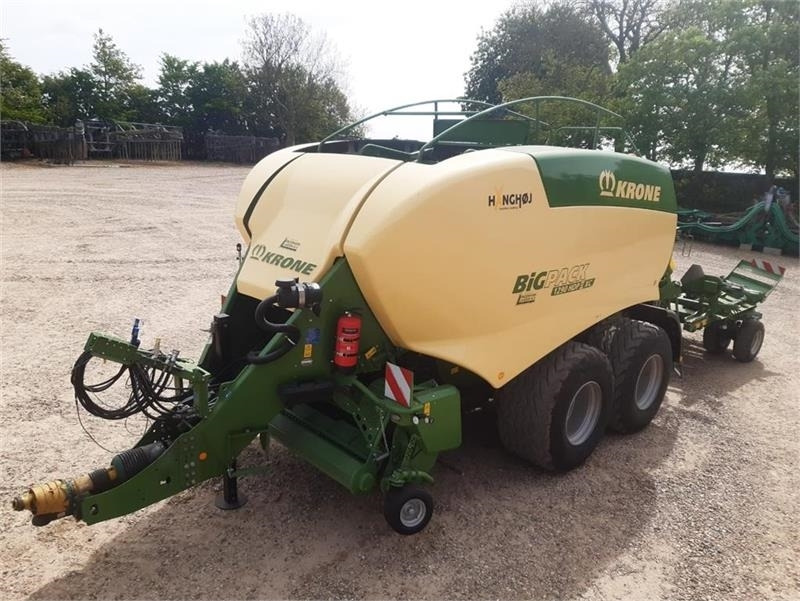 Krone Big Pack 1290 HDP II XC m. Balecollect 1230 - מכונת צרור מרובעת: תמונה 1 Krone Big Pack 1290 HDP II XC m. Balecollect 1230 - מכונת צרור מרובעת: תמונה 1