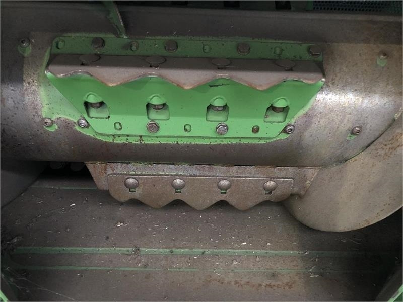 Krone EasyFlow 300S - ציוד חציר ומספוא: תמונה 5 Krone EasyFlow 300S - ציוד חציר ומספוא: תמונה 5