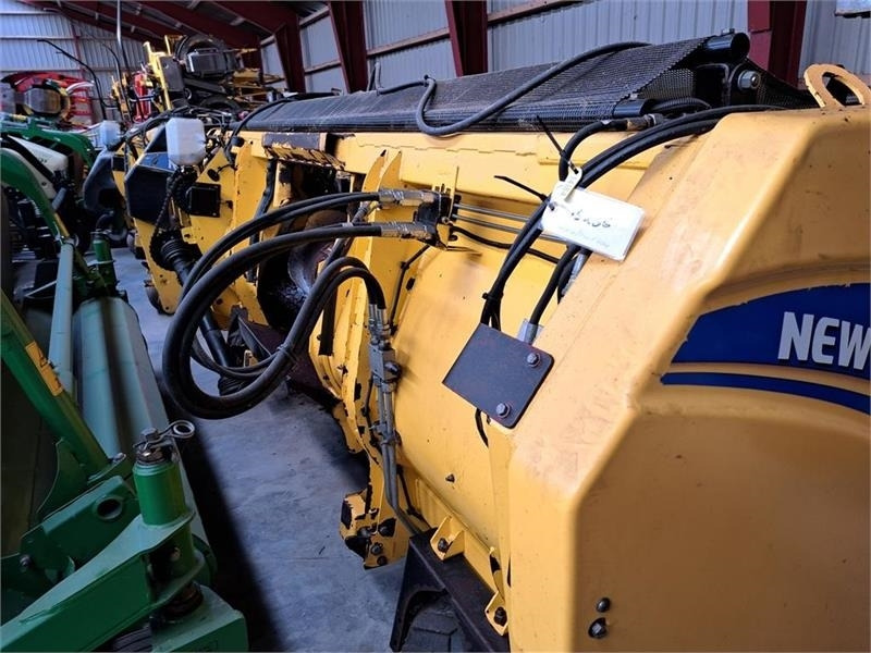 New Holland 283 Header - ציוד חציר ומספוא: תמונה 1 New Holland 283 Header - ציוד חציר ומספוא: תמונה 1