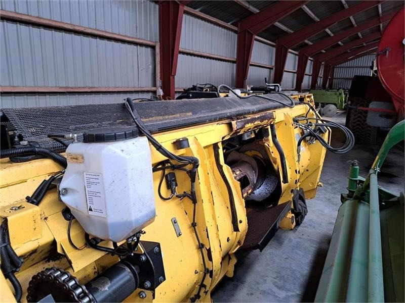 New Holland 283 Header - ציוד חציר ומספוא: תמונה 5 New Holland 283 Header - ציוד חציר ומספוא: תמונה 5