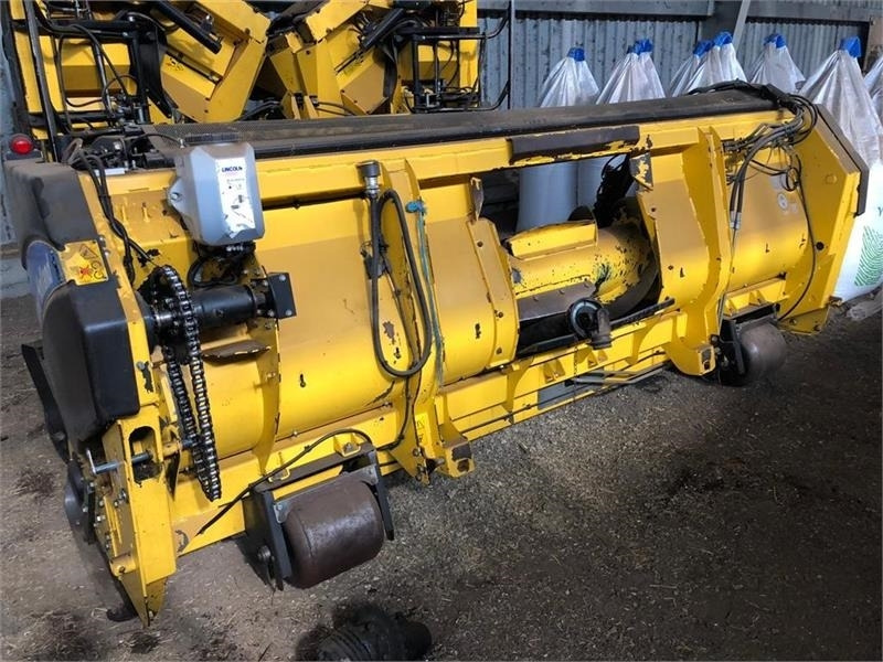 New Holland 356W - ציוד חציר ומספוא: תמונה 2 New Holland 356W - ציוד חציר ומספוא: תמונה 2