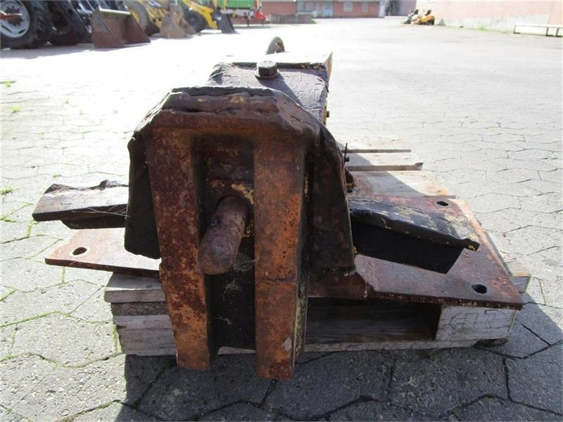 New Holland Hydraulisk pickup hitchkrog - ציוד חציר ומספוא: תמונה 5 New Holland Hydraulisk pickup hitchkrog - ציוד חציר ומספוא: תמונה 5