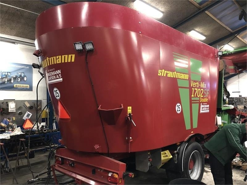 Strautmann Verti-Mix SF1702 Selvkørende blander - עגלת מערבל מספוא: תמונה 2 Strautmann Verti-Mix SF1702 Selvkørende blander - עגלת מערבל מספוא: תמונה 2